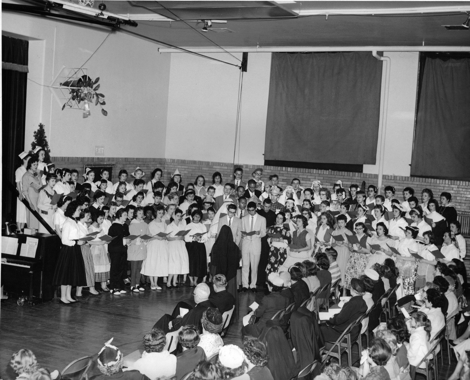 River Rouge Historical Museum Ann Visger School Archive